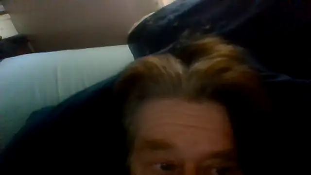 Snapshot of frankie7inch chatting on June 7, 2026, 12:31 pm frankie7inch online show from June 7, 2026, 12:31 pm