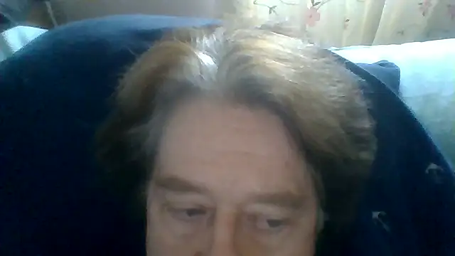 Snapshot of frankie7inch chatting on June 20, 2026, 2:09 pm frankie7inch online show from June 20, 2026, 2:09 pm