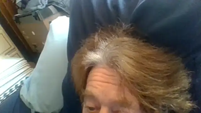 Snapshot of frankie7inch chatting on June 24, 2026, 11:04 pm frankie7inch online show from June 24, 2026, 11:04 pm