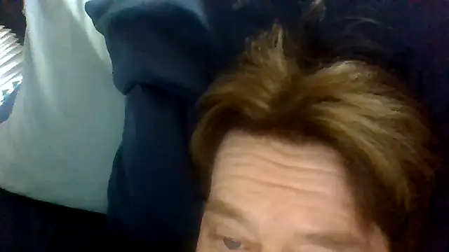 Snapshot of frankie7inch chatting on July 25, 2026, 3:31 pm frankie7inch online show from July 25, 2026, 3:31 pm