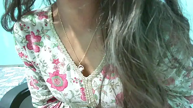 Only hunny online show from February 17, 2025, 7:53 pm