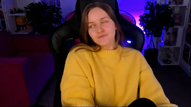 KellyPoter online show from February 18, 2025, 8:27 am