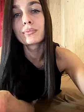 SpecialLina online show from October 3, 2025, 7:49 am