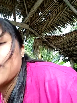 Snapshot of Karol-kamila19 chatting on December 8, 2024, 9:19 pm Karol-kamila19 online show from December 8, 2024, 9:19 pm