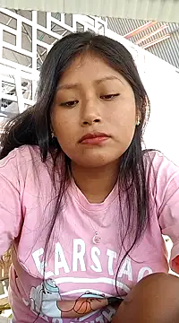 Snapshot of Karol-kamila19 chatting on December 12, 2024, 3:48 pm Karol-kamila19 online show from December 12, 2024, 3:48 pm