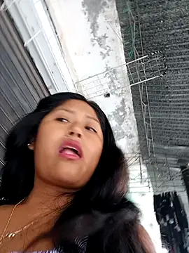 Snapshot of Karol-kamila19 chatting on January 8, 2025, 1:20 pm Karol-kamila19 online show from January 8, 2025, 1:20 pm