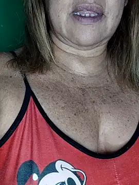 Kasandra Ho online show from November 8, 2025, 8:14 am