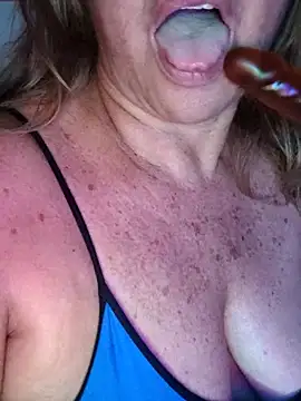 Kasandra Ho online show from March 15, 2026, 2:01 pm