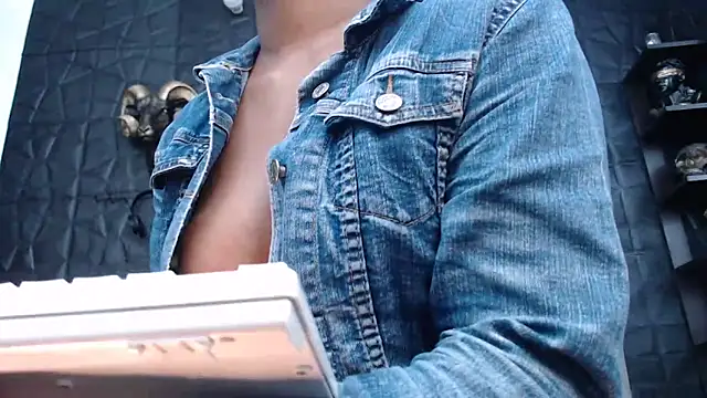 Hanna Fox 69 online show from December 20, 2024, 11:43 am