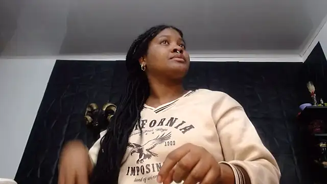 Snapshot of Hanna_Fox_69 chatting on June 17, 2026, 8:17 am Hanna Fox 69 online show from June 17, 2026, 8:17 am