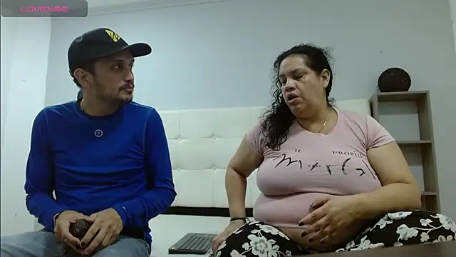 Snapshot of Candy_and_Jh0n chatting on September 10, 2025, 3:39 am Candy and Jh0n online show from September 10, 2025, 3:39 am