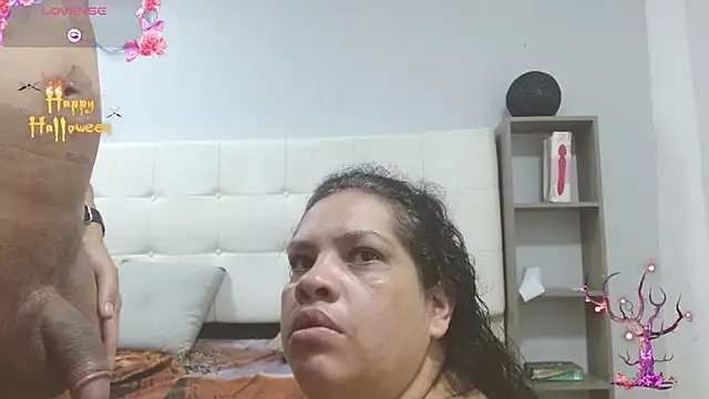 Snapshot of Candy_and_Jh0n chatting on October 9, 2025, 1:25 am Candy and Jh0n online show from October 9, 2025, 1:25 am