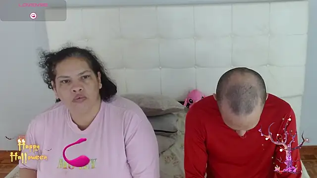 Snapshot of Candy_and_Jh0n chatting on October 13, 2025, 7:25 pm Candy and Jh0n online show from October 13, 2025, 7:25 pm