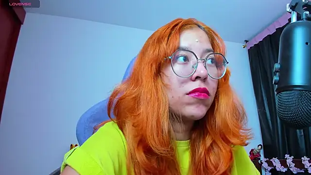 Snapshot of _Moon_Johnson chatting on February 22, 2026, 12:45 am Moon Johnson online show from February 22, 2026, 12:45 am