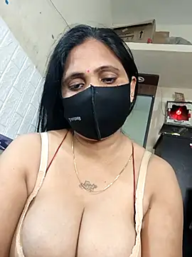 Snapshot of Neha8923 chatting on February 20, 2025, 3:41 pm Neha8923 online show from February 20, 2025, 3:41 pm