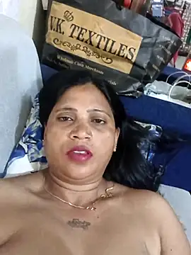 Snapshot of Neha8923 chatting on March 14, 2025, 1:48 am Neha8923 online show from March 14, 2025, 1:48 am