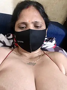 Snapshot of Neha8923 chatting on October 31, 2025, 10:22 pm Neha8923 online show from October 31, 2025, 10:22 pm