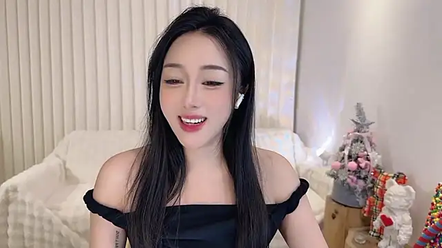 K-moumou online show from January 6, 2025, 4:13 pm