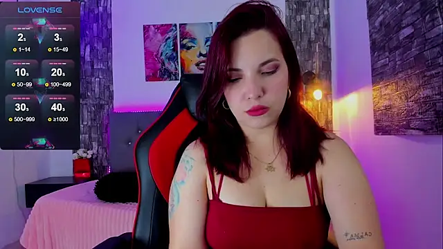 tatiana sc online show from March 11, 2025, 1:23 pm