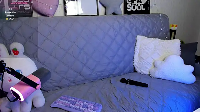 KittiMissi online show from November 24, 2025, 2:50 pm