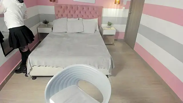 Snapshot of Carol_Pinter chatting on January 6, 2025, 12:13 pm Carol Pinter online show from January 6, 2025, 12:13 pm