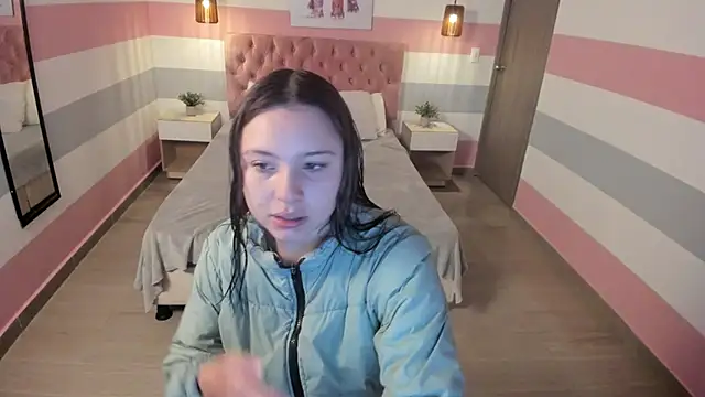 Snapshot of Carol_Pinter chatting on February 12, 2025, 12:44 pm Carol Pinter online show from February 12, 2025, 12:44 pm