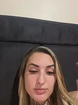 hotskinny1 online show from March 2, 2025, 1:58 am