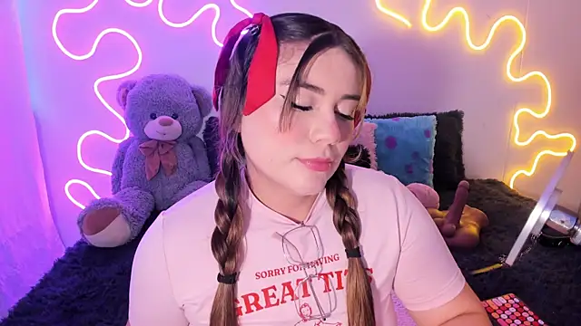 Snapshot of Isa_belaa chatting on November 11, 2025, 4:51 pm Isa belaa online show from November 11, 2025, 4:51 pm