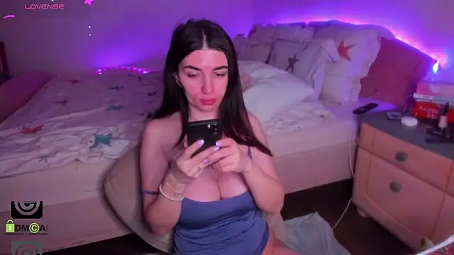 AdellaLoveX online show from February 7, 2025, 6:14 am