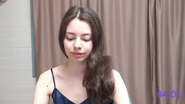 Snapshot of sweet_sweet_angel chatting on May 4, 2026, 9:38 am sweet sweet angel online show from May 4, 2026, 9:38 am