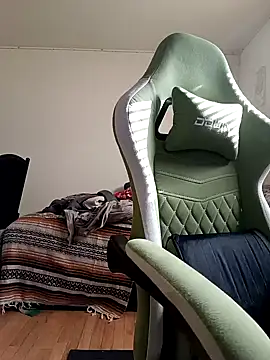 tryinitoutagain online show from January 30, 2025, 4:24 pm