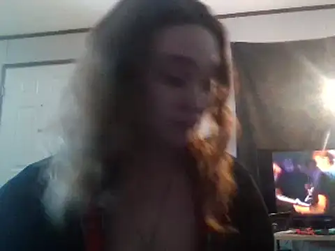 Snapshot of IvanaPlenty chatting on January 11, 2025, 10:40 am IvanaPlenty online show from January 11, 2025, 10:40 am