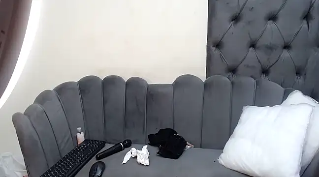 Snapshot of SHANTYBABE chatting on December 11, 2024, 6:09 pm SHANTYBABE online show from December 11, 2024, 6:09 pm