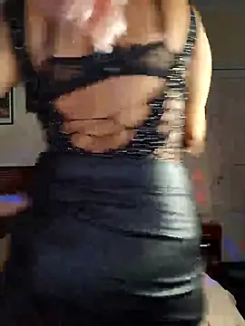 DesireSatler online show from April 5, 2026, 3:26 am