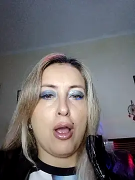 Snapshot of DesireSatler chatting on July 4, 2026, 4:51 am DesireSatler online show from July 4, 2026, 4:51 am