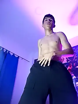 Snapshot of Troy_Daniels chatting on December 2, 2024, 2:42 am Troy Daniels online show from December 2, 2024, 2:42 am