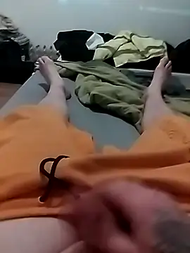 Snapshot of Figu-figu chatting on March 25, 2026, 7:42 pm Figu-figu online show from March 25, 2026, 7:42 pm