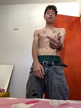 LatinBoysxxx online show from March 18, 2026, 5:05 pm