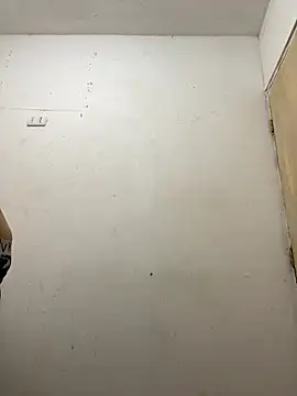 LatinBoysxxx online show from April 14, 2026, 8:15 pm