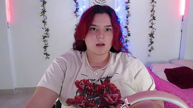 Nika 1  online show from February 15, 2025, 8:33 pm