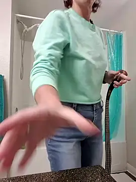 Snapshot of thatonespicychick chatting on January 4, 2025, 2:46 am thatonespicychick online show from January 4, 2025, 2:46 am