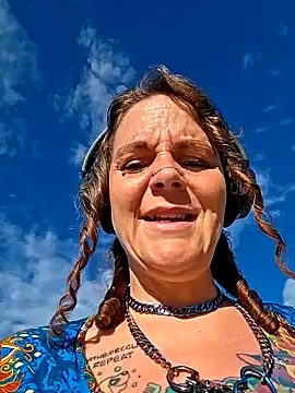 Snapshot of thatonespicychick chatting on September 21, 2025, 2:19 pm thatonespicychick online show from September 21, 2025, 2:19 pm