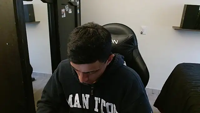 kv   xxx  online show from March 17, 2026, 8:34 pm