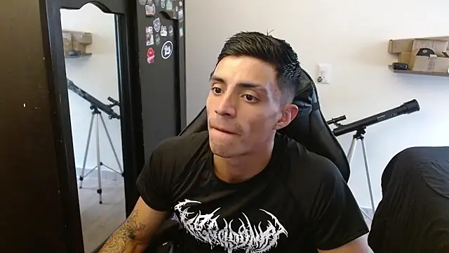 kv   xxx  online show from April 16, 2026, 7:14 pm