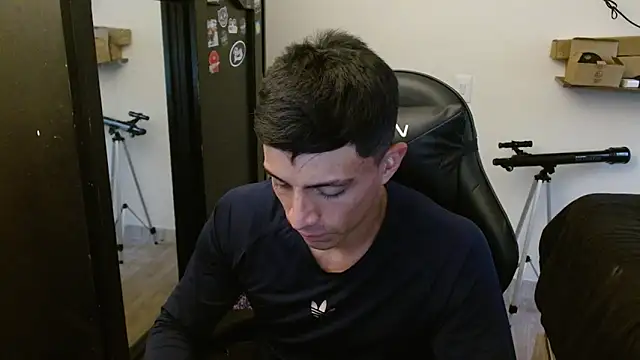 kv   xxx  online show from April 20, 2026, 10:33 pm