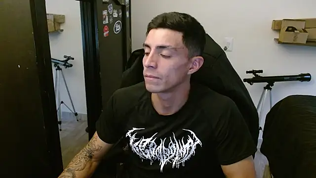 kv   xxx  online show from April 21, 2026, 8:55 pm