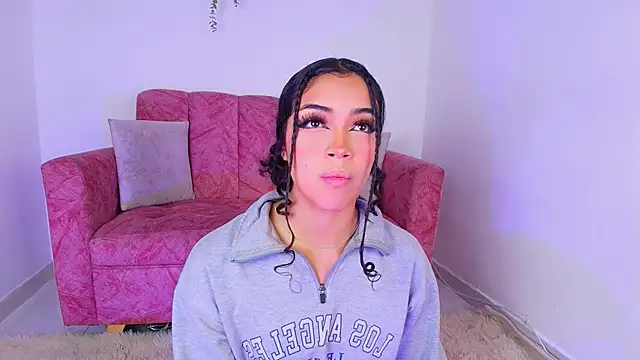 Sara Jhonson online show from October 4, 2025, 11:03 pm