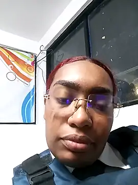 Snapshot of Cinnamon-Skin chatting on December 29, 2024, 11:39 pm Cinnamon-Skin online show from December 29, 2024, 11:39 pm