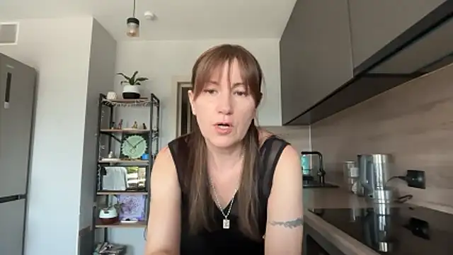 Snapshot of jainesummer chatting on June 8, 2026, 12:05 pm jainesummer online show from June 8, 2026, 12:05 pm