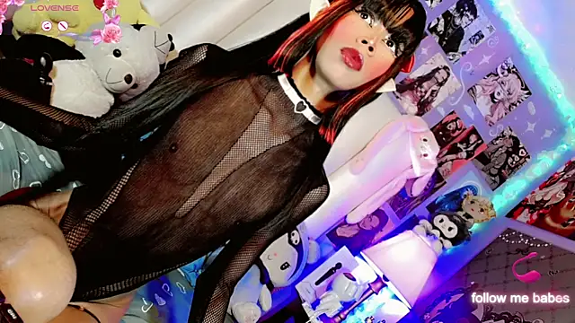 Snapshot of Jadee_Ariell chatting on October 4, 2025, 3:43 pm Jadee Ariell online show from October 4, 2025, 3:43 pm